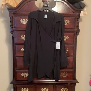 Black wrap, swim cover